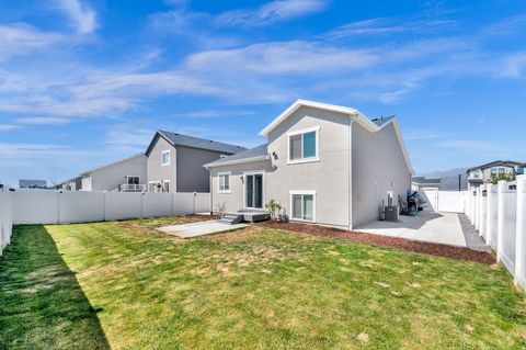 Tiny photo for 6120 N SHEPS RIDGE RD, Eagle Mountain, UT 84005 (MLS # 2158295)