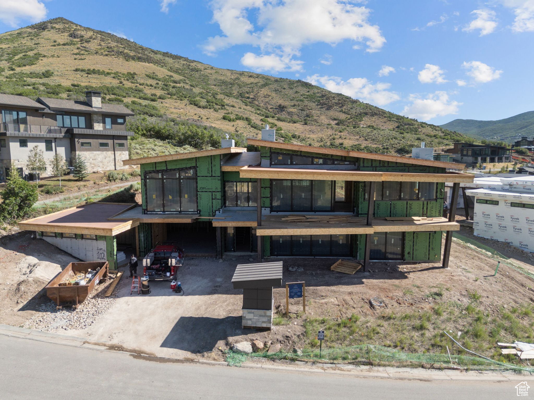 SKYRIDGE - Residential