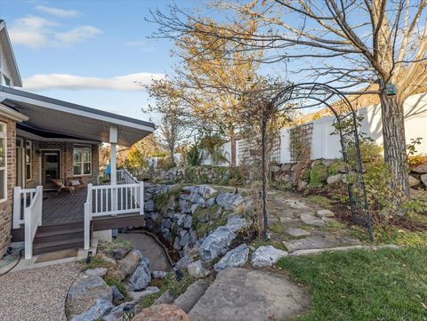 Tiny photo for 1694 E APPLE ORCHARD CT S, Draper, UT 84020 (MLS # 2129612)