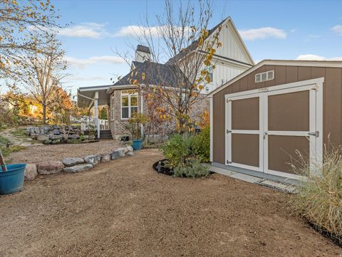 Tiny photo for 1694 E APPLE ORCHARD CT S, Draper, UT 84020 (MLS # 2129612)