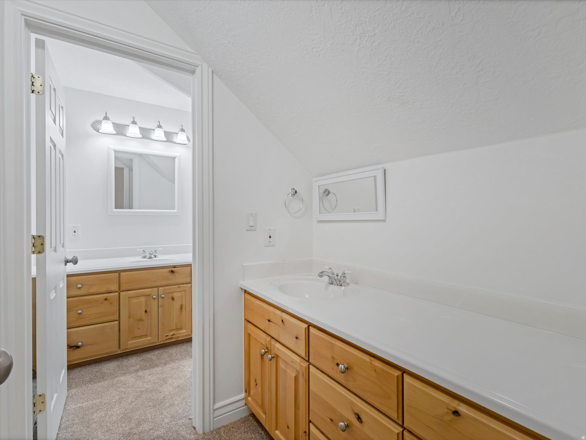 CANYON RIDGE - Residential