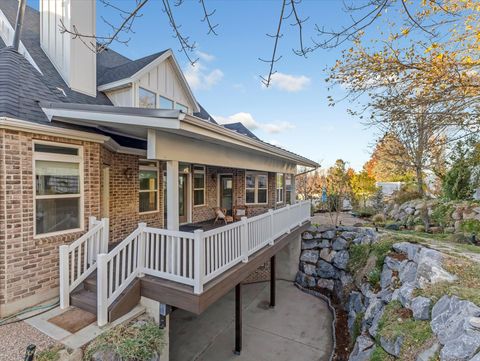 Tiny photo for 1694 E APPLE ORCHARD CT S, Draper, UT 84020 (MLS # 2129612)