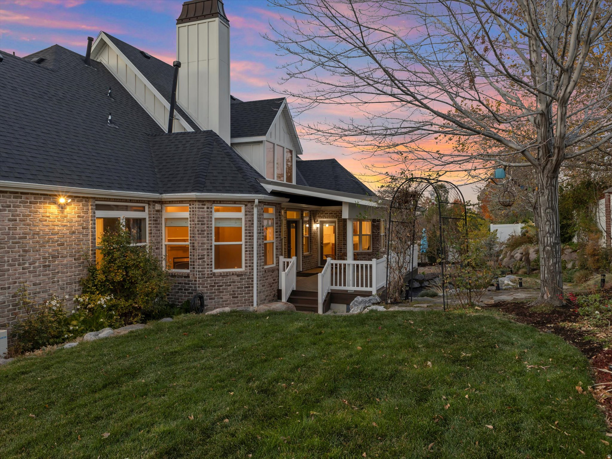 CANYON RIDGE - Residential