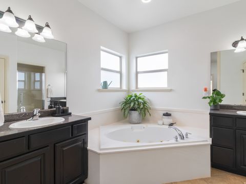 Tiny photo for 1580 CRESTMONT WAY, Kaysville, UT 84037 (MLS # 2154529)