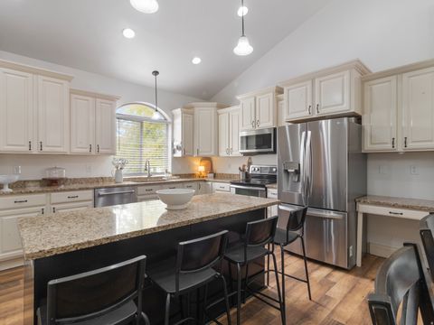 Tiny photo for 1580 CRESTMONT WAY, Kaysville, UT 84037 (MLS # 2154529)