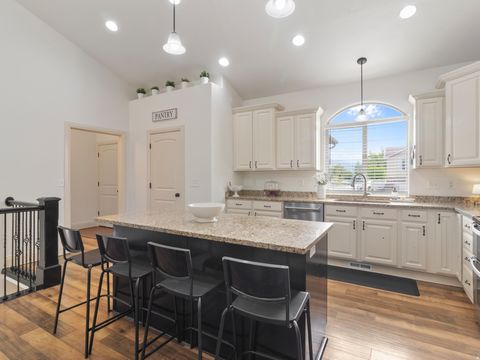 Tiny photo for 1580 CRESTMONT WAY, Kaysville, UT 84037 (MLS # 2154529)