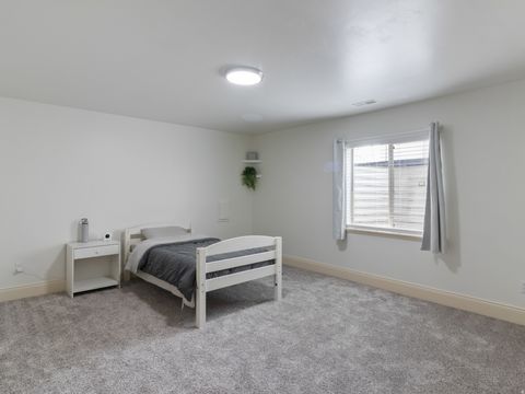 Tiny photo for 1580 CRESTMONT WAY, Kaysville, UT 84037 (MLS # 2154529)