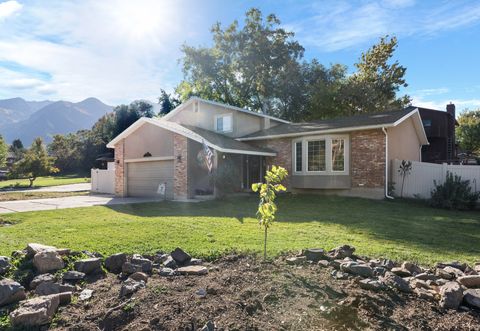 Tiny photo for 2170 E BORG CT, Sandy, UT 84092 (MLS # 2137921)
