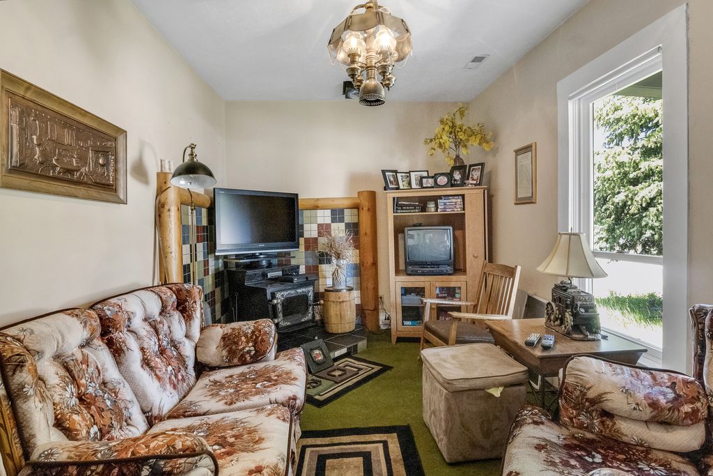 Photo of 20 S CHURCH ST, Scofield, UT 84526 (MLS # 2151912)