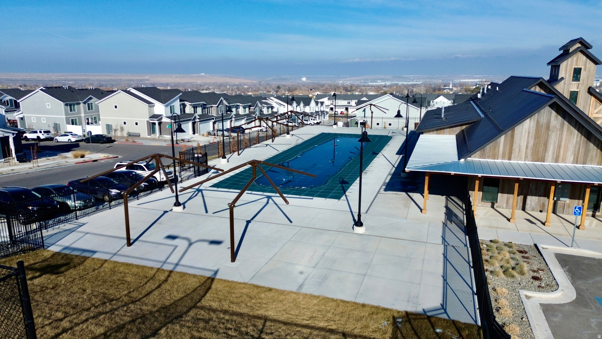 GATEWAY TO LITTLE VALLEY - Residential