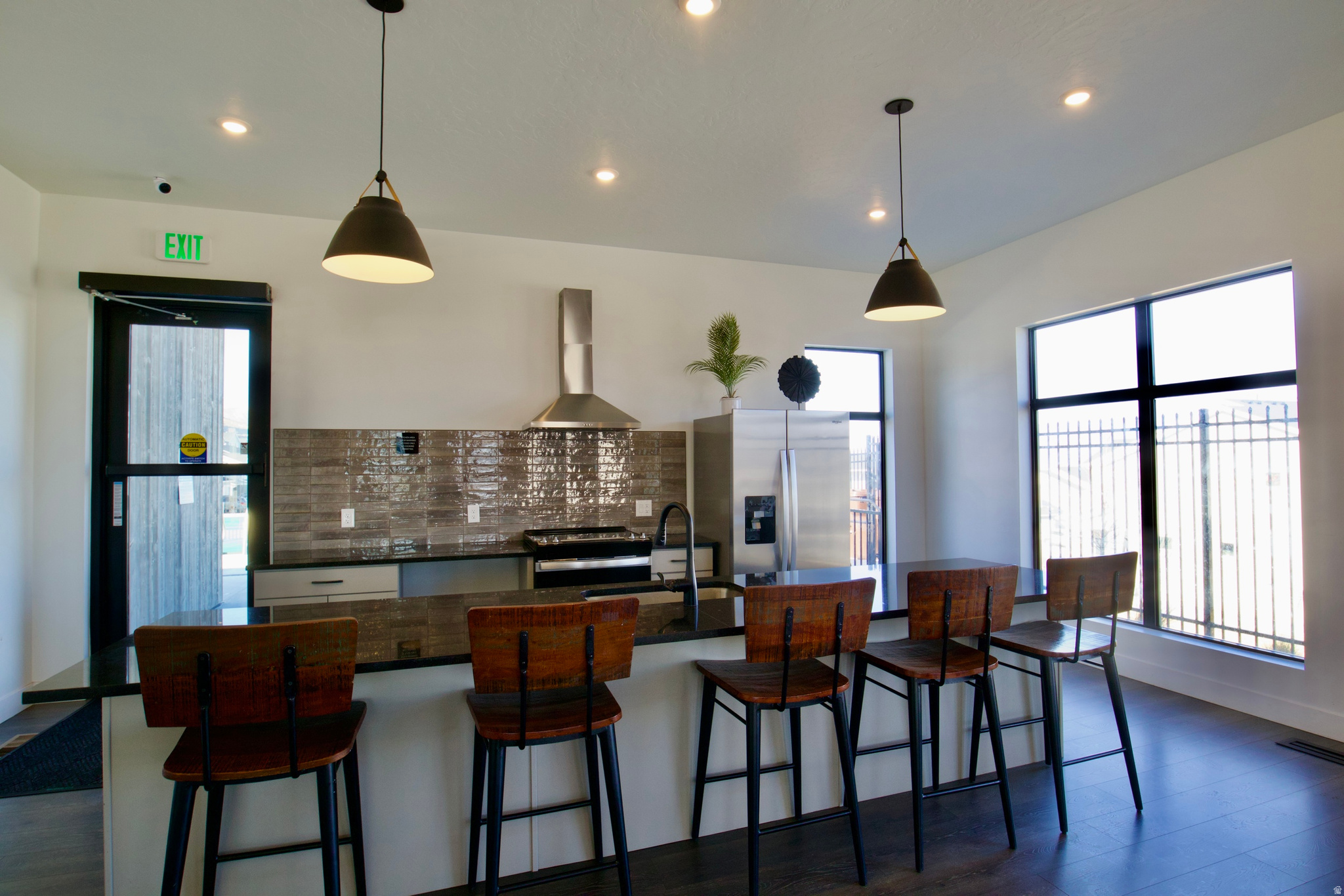 GATEWAY TO LITTLE VALLEY - Residential