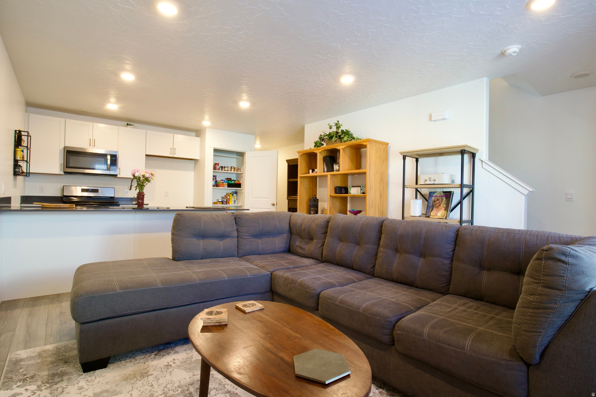 GATEWAY TO LITTLE VALLEY - Residential