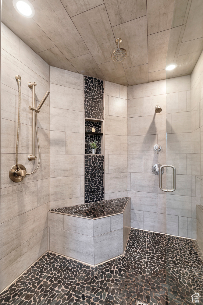 IVORY RIDGE - Residential