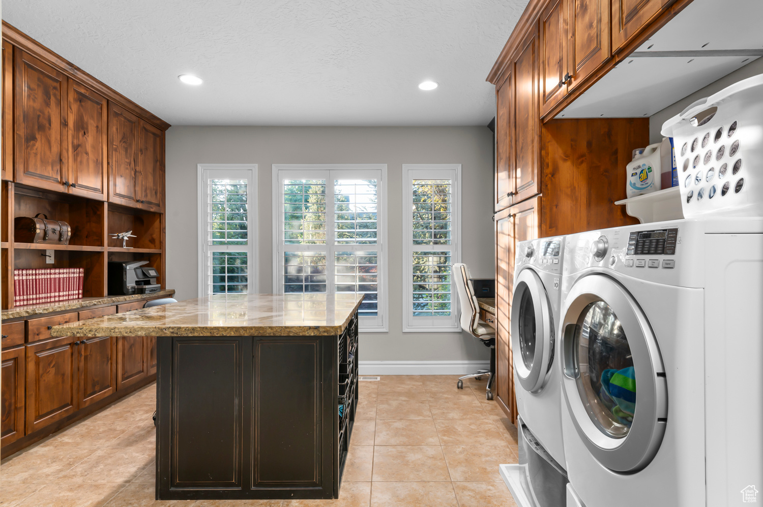 IVORY RIDGE - Residential