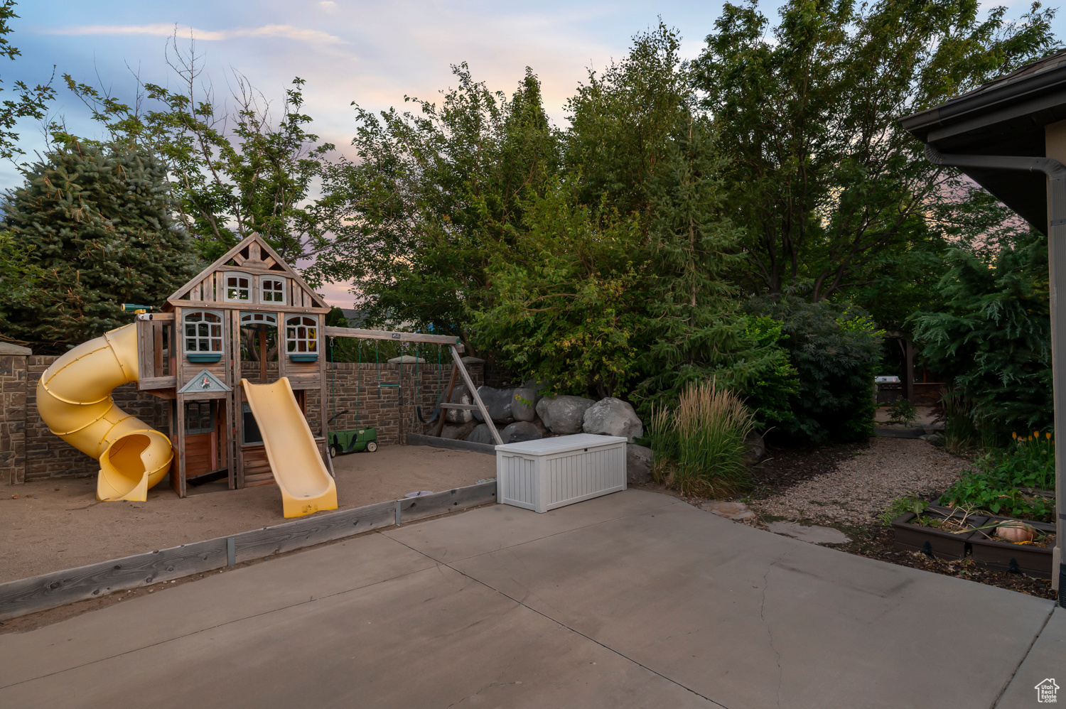 IVORY RIDGE - Residential