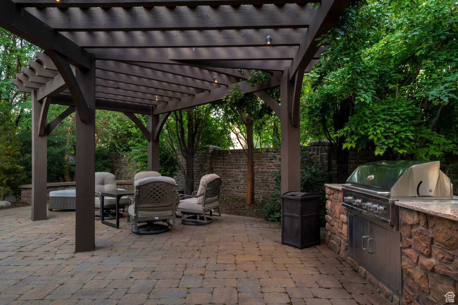 IVORY RIDGE - Residential