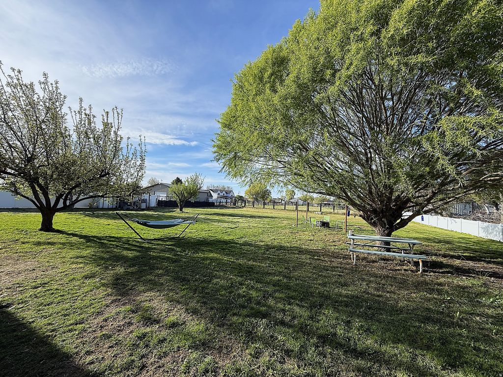 Photo of 6042 W 5700 S, Hooper, UT 84315 (MLS # 2149509)