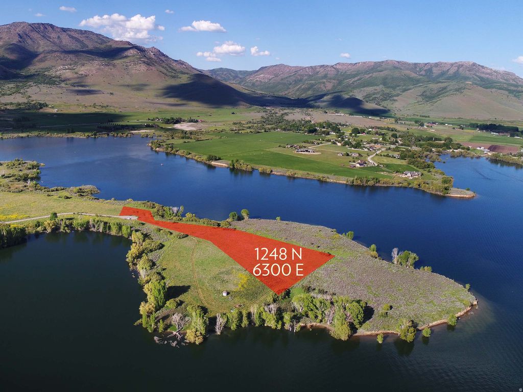 Photo of 1248 N 6300 E #5, Eden, UT 84310 (MLS # 2150492)