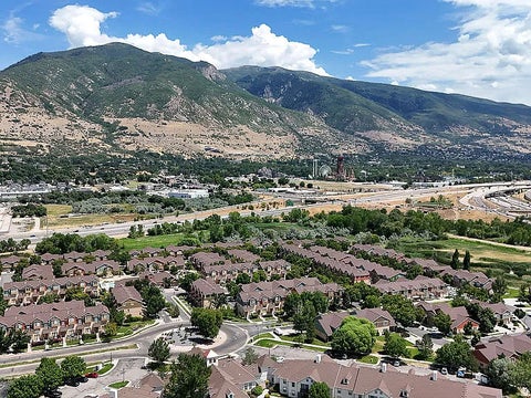 Tiny photo for 1008 N SHEPARD CREEK PKWY PKWY #9, Farmington, UT 84025 (MLS # 2183456)