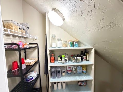 Tiny photo for 1008 N SHEPARD CREEK PKWY PKWY #9, Farmington, UT 84025 (MLS # 2183456)