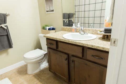 Tiny photo for 1008 N SHEPARD CREEK PKWY PKWY #9, Farmington, UT 84025 (MLS # 2183456)