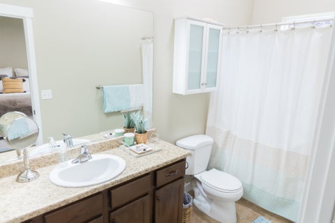 Tiny photo for 1008 N SHEPARD CREEK PKWY PKWY #9, Farmington, UT 84025 (MLS # 2183456)