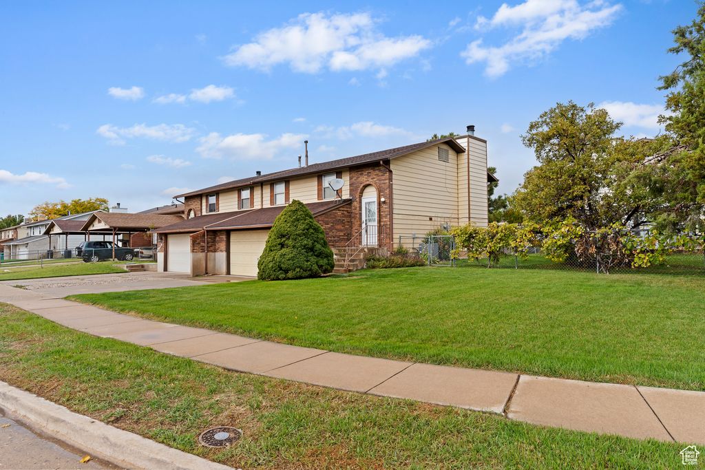 Photo of 3652 W 4625 S, Roy, UT 84067 (MLS # 2118434)