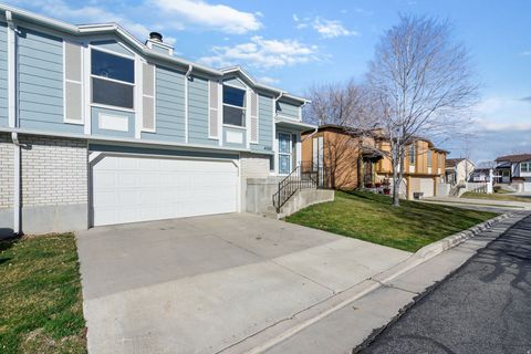 Tiny photo for 4268 S DUNMORE CT, Taylorsville, UT 84123 (MLS # 2143467)