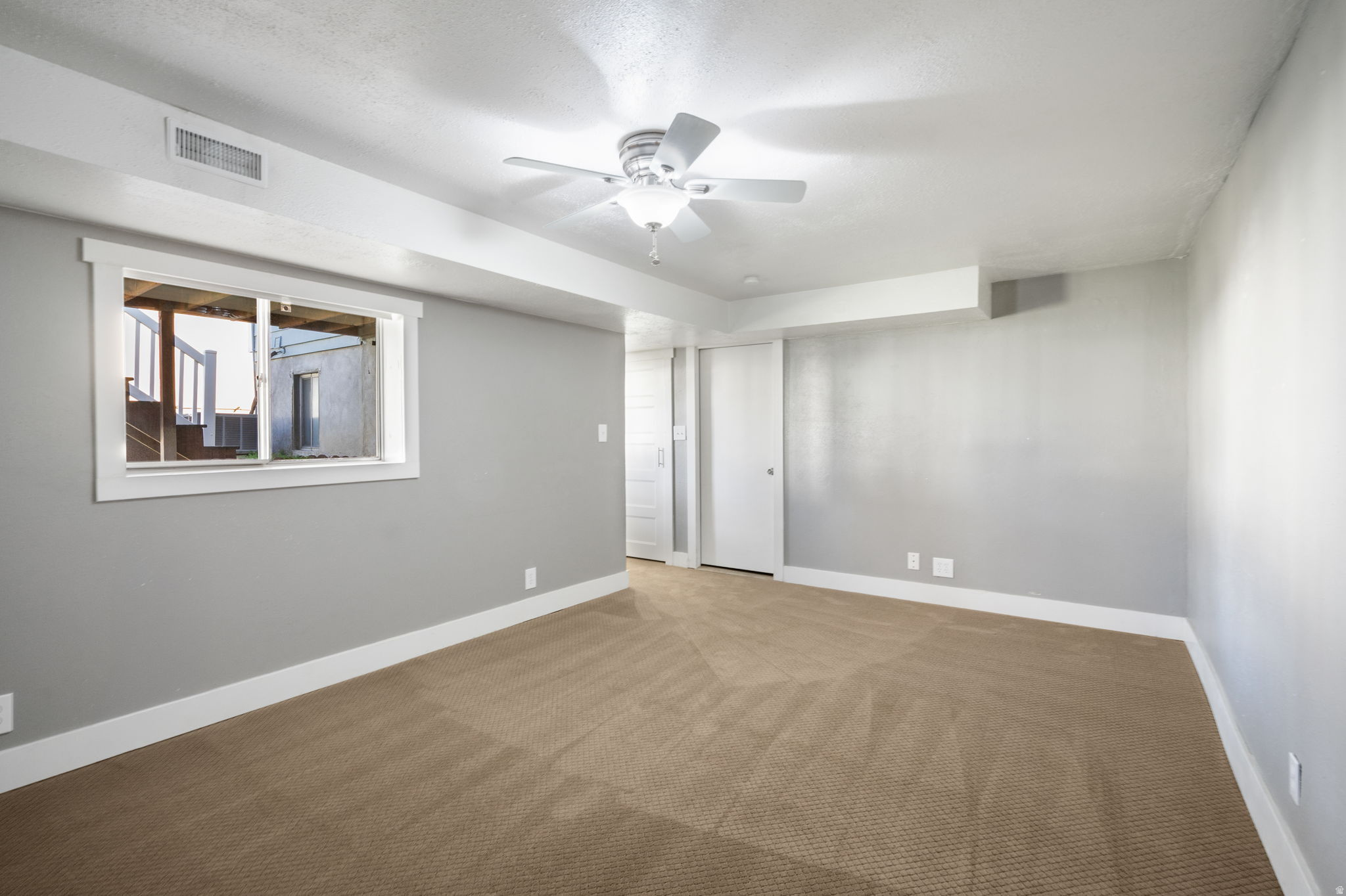 BARRINGTON PARK - Residential