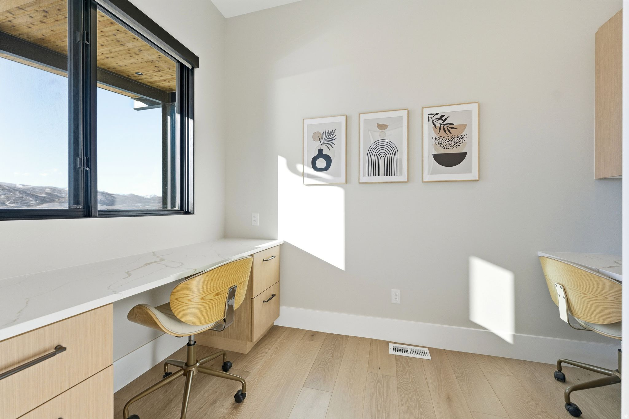 HIDEOUT CANYON - Residential