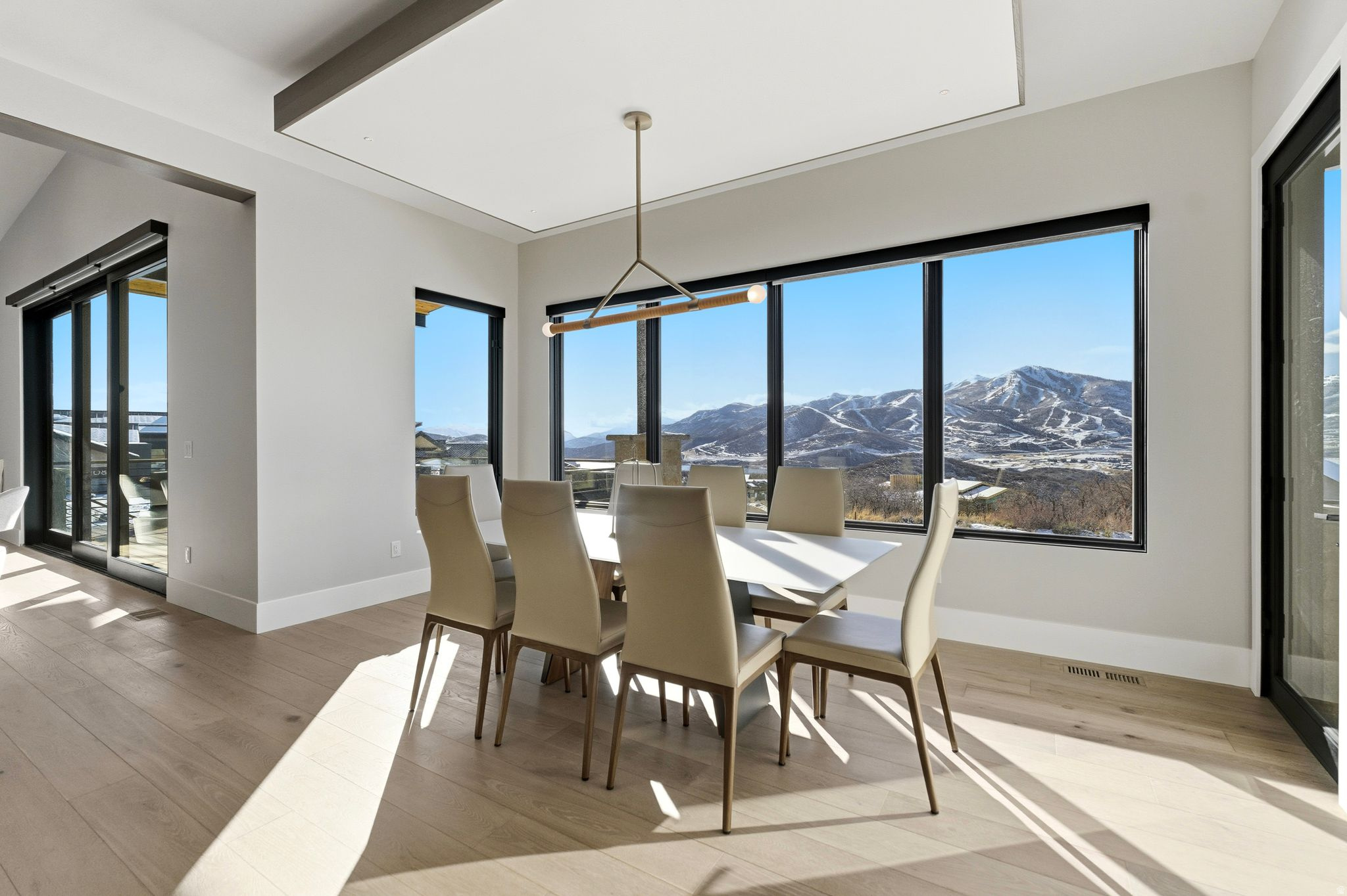 HIDEOUT CANYON - Residential