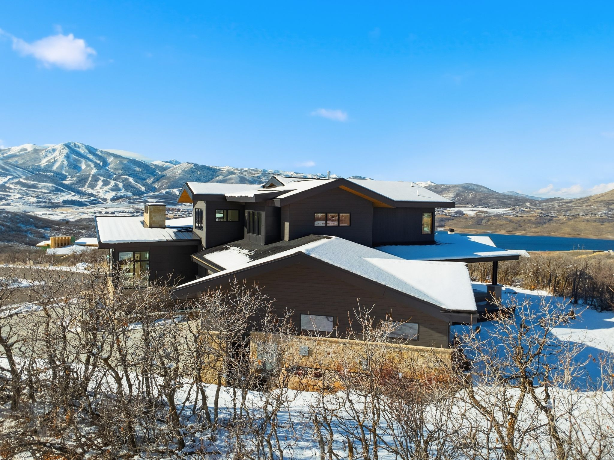 HIDEOUT CANYON - Residential