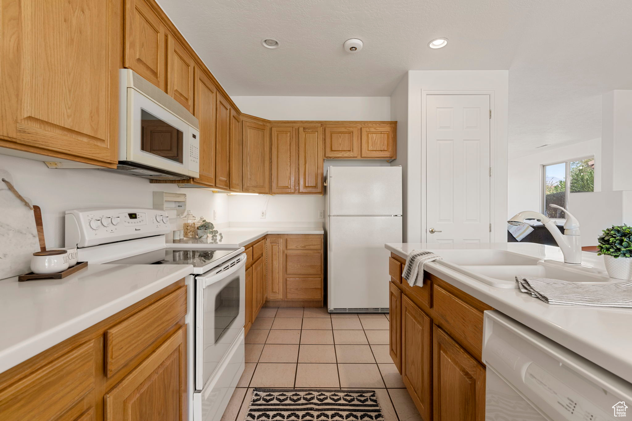 CORAL CANYON 1 - Residential