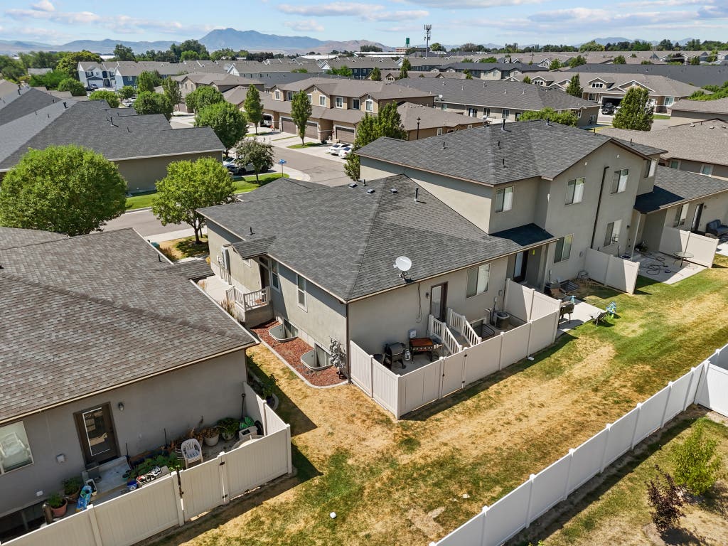 Photo of 700 S 150 E, Smithfield, UT 84335 (MLS # 2176042)
