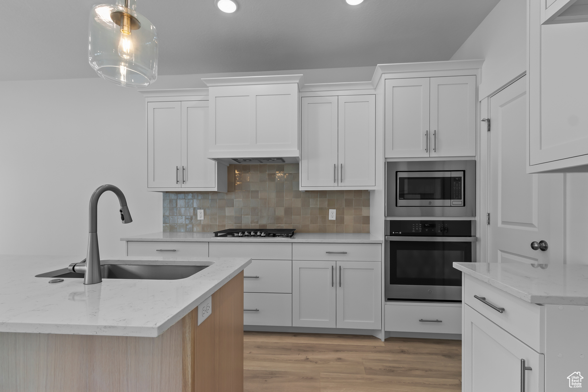 ARCHIBALD ESTATES - Residential