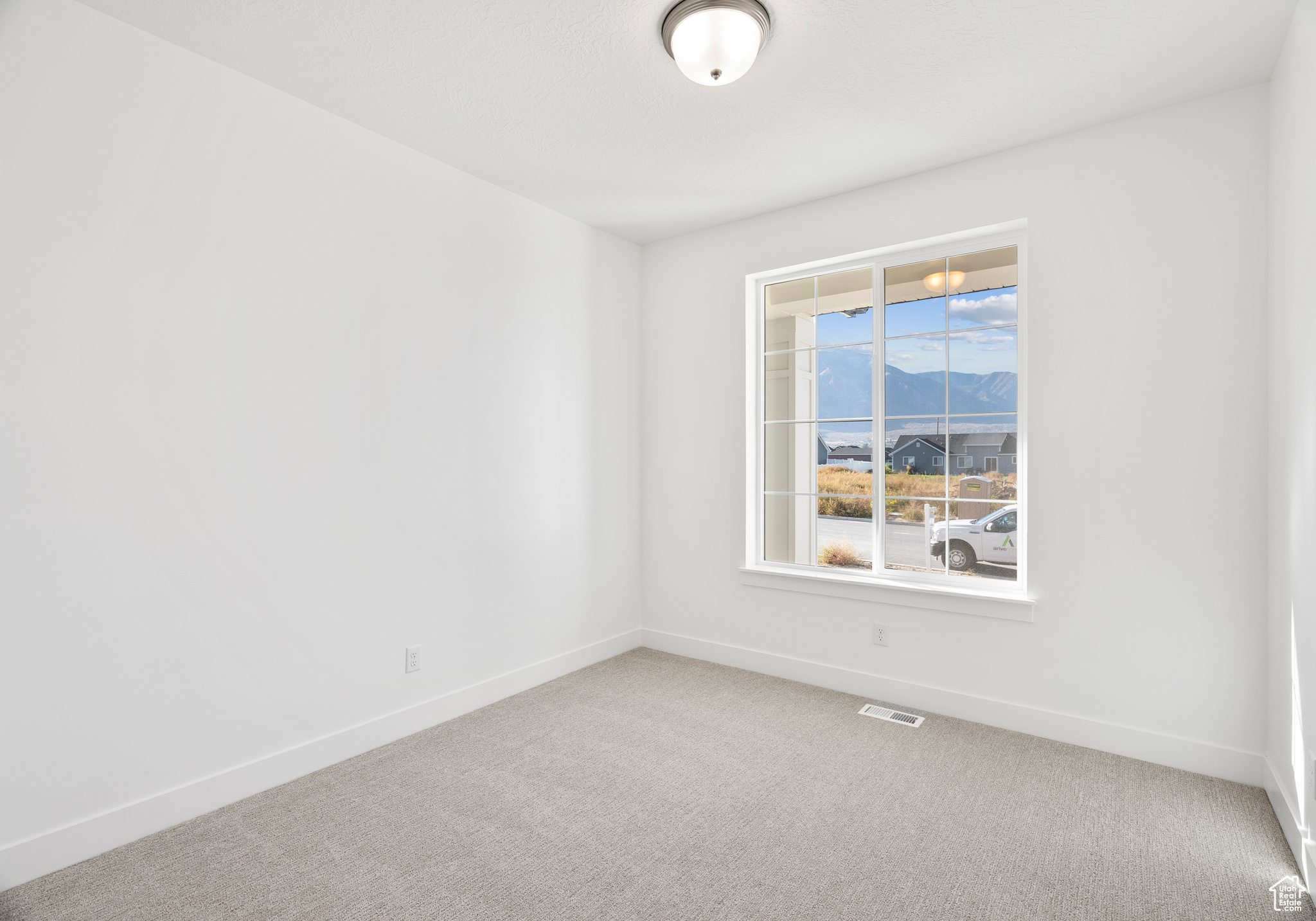 MOONLIGHT VILLAGE - Residential