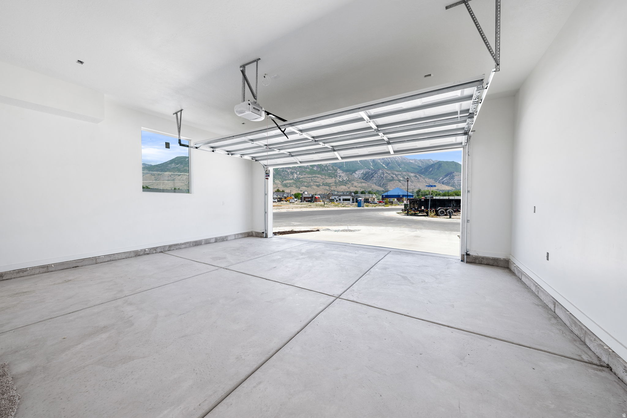 HIDDEN SPRINGS - Residential