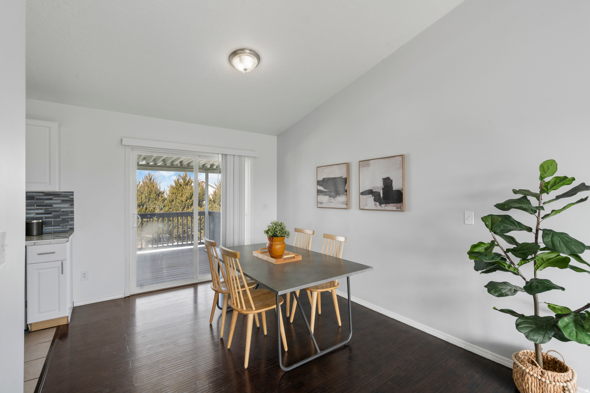 CASTLEDALE - Residential