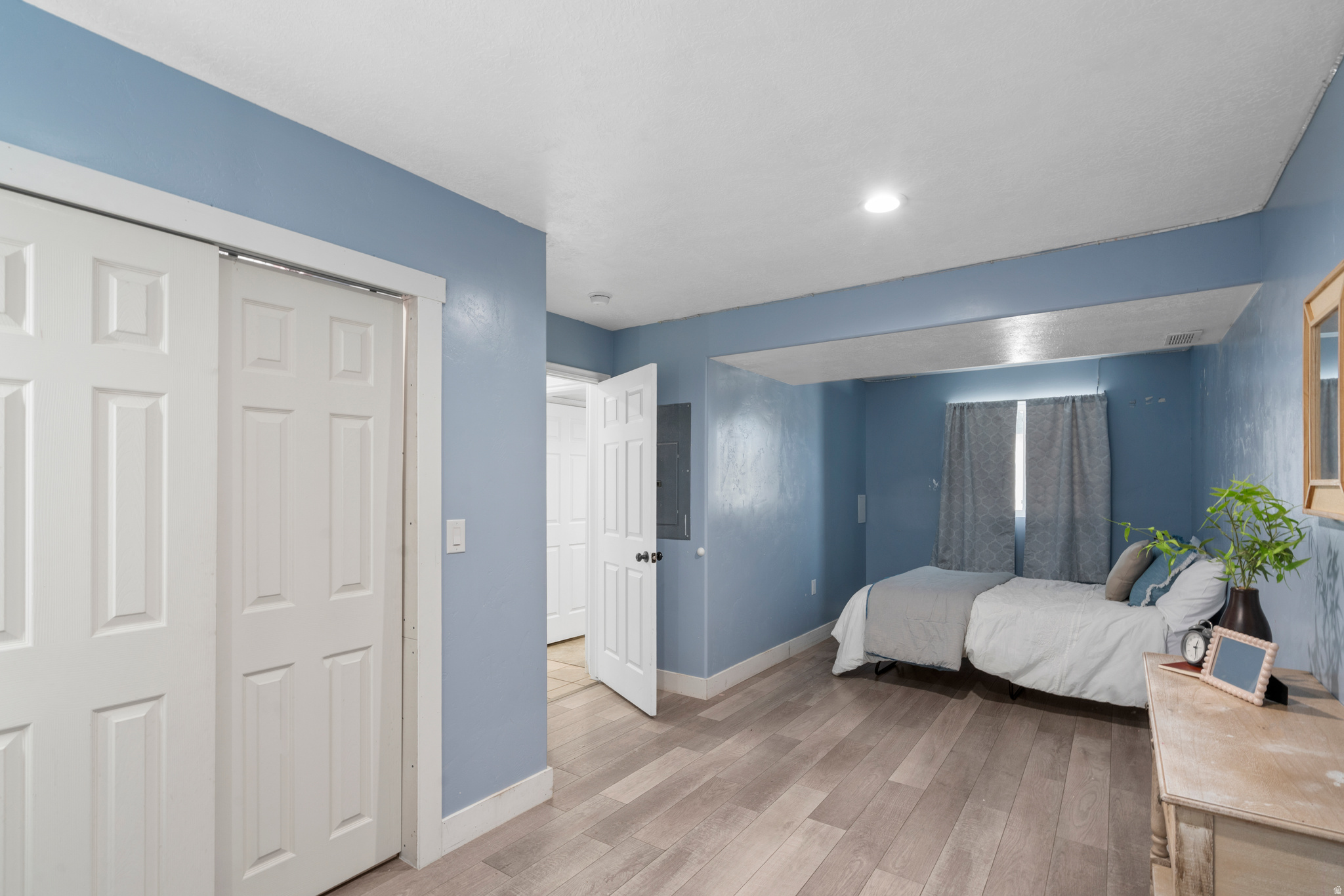 CASTLEDALE - Residential