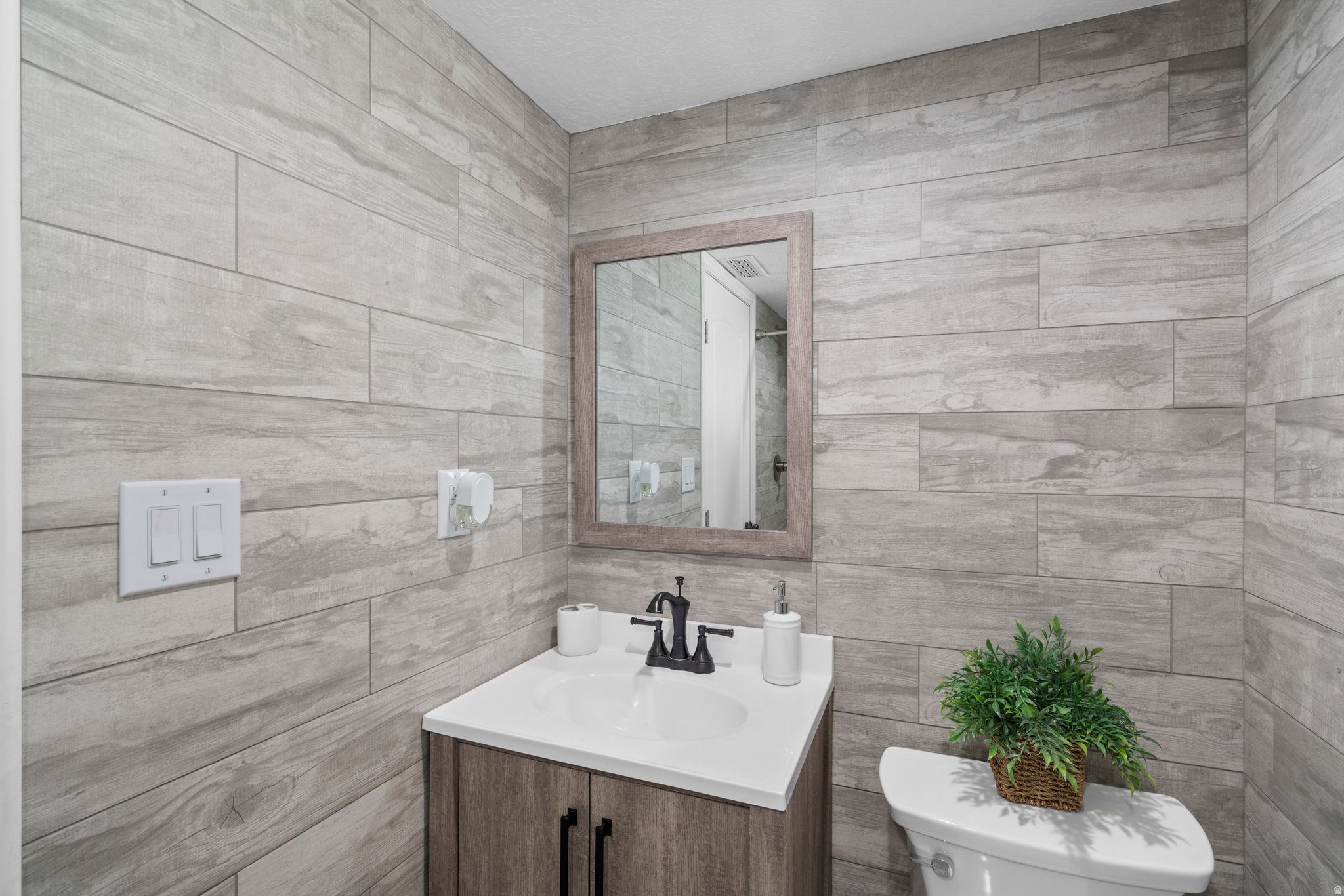 CASTLEDALE - Residential