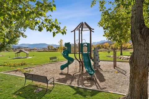 Tiny photo for 1152 N VILLAGE CIR, Midway, UT 84049 (MLS # 2146820)