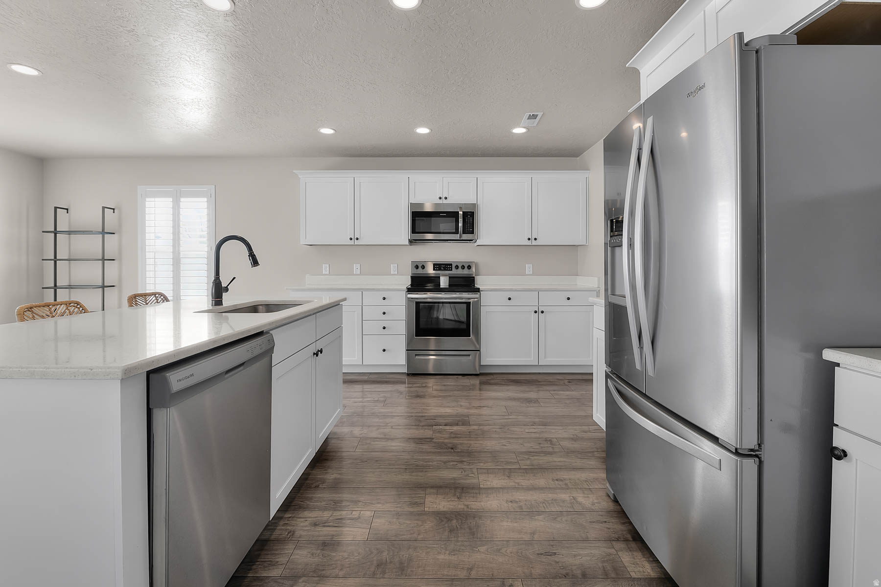 THE GRASSLANDS - Residential