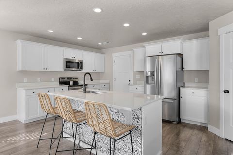 Tiny photo for 579 W 250 N, Springville, UT 84663 (MLS # 2147211)