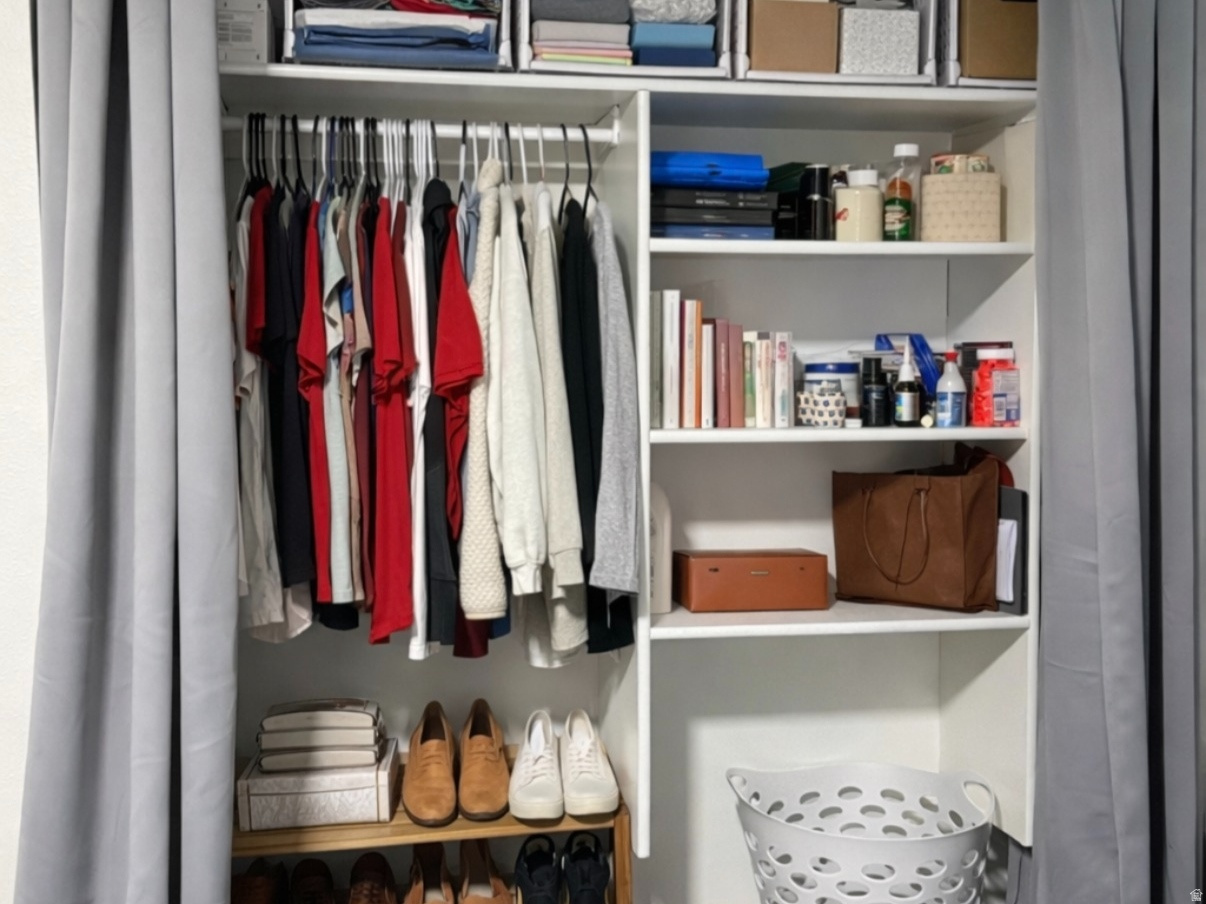 OAKVIEW - Residential