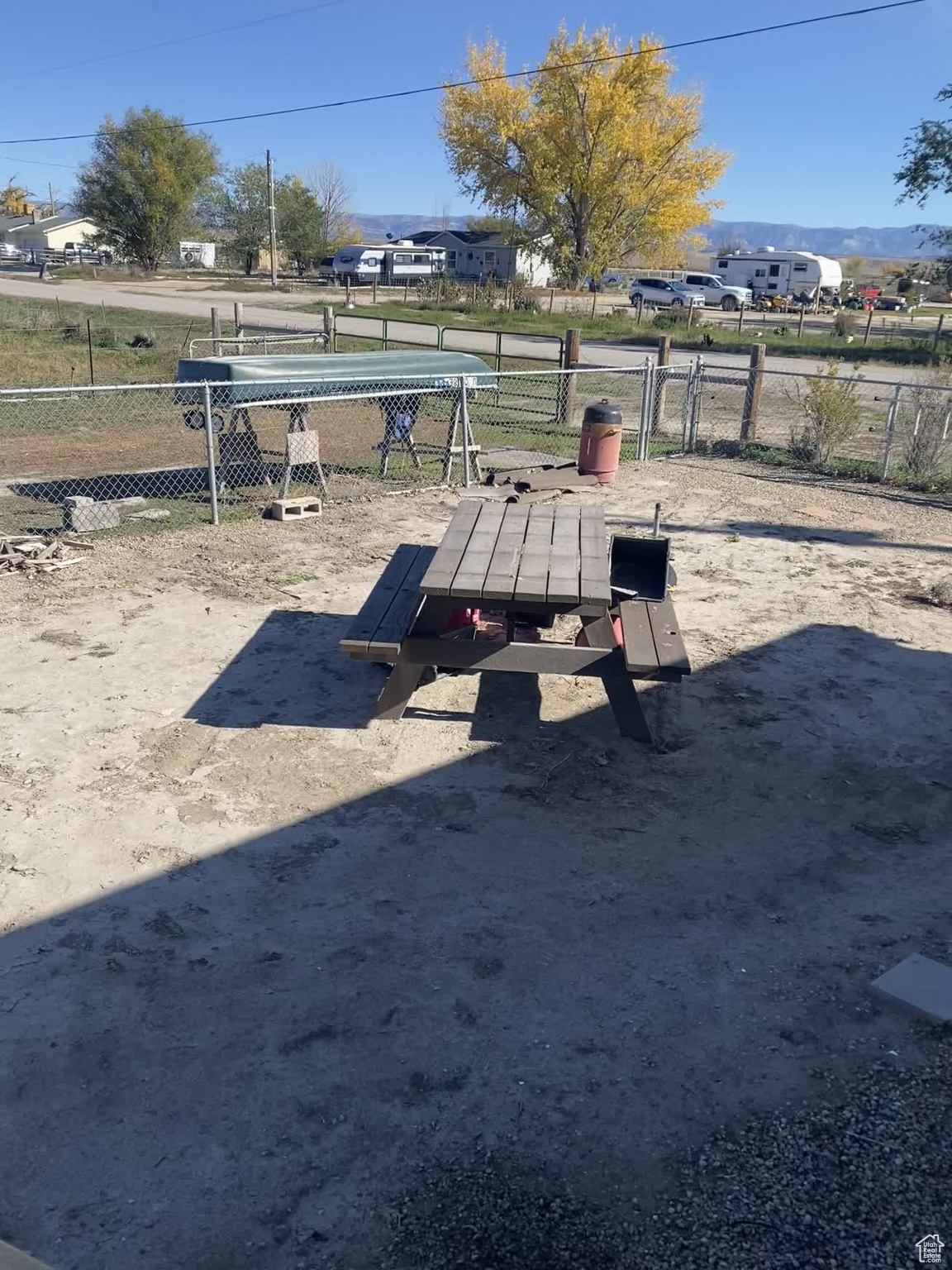 GOLDING ESTATES - Residential