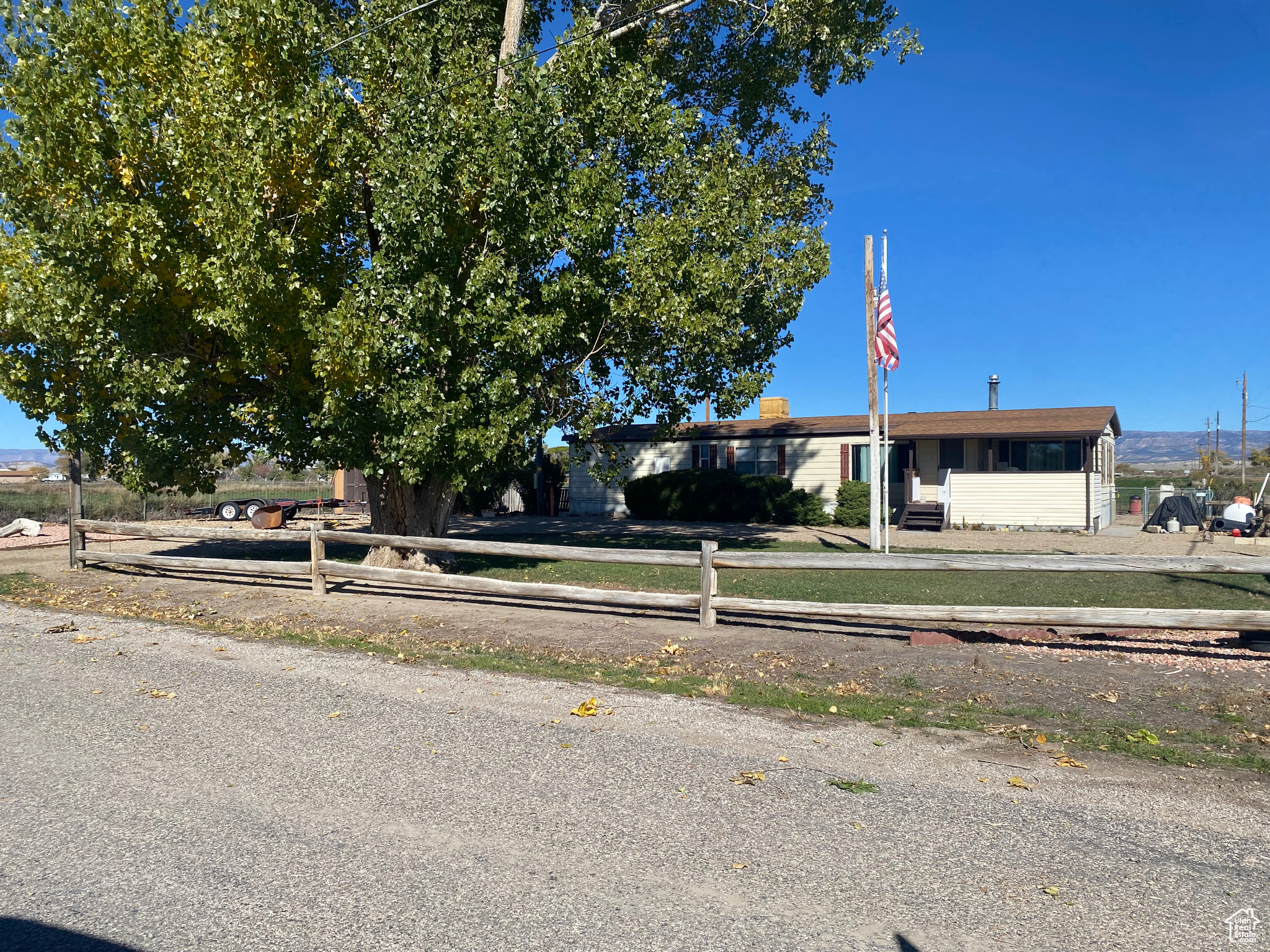 GOLDING ESTATES - Residential