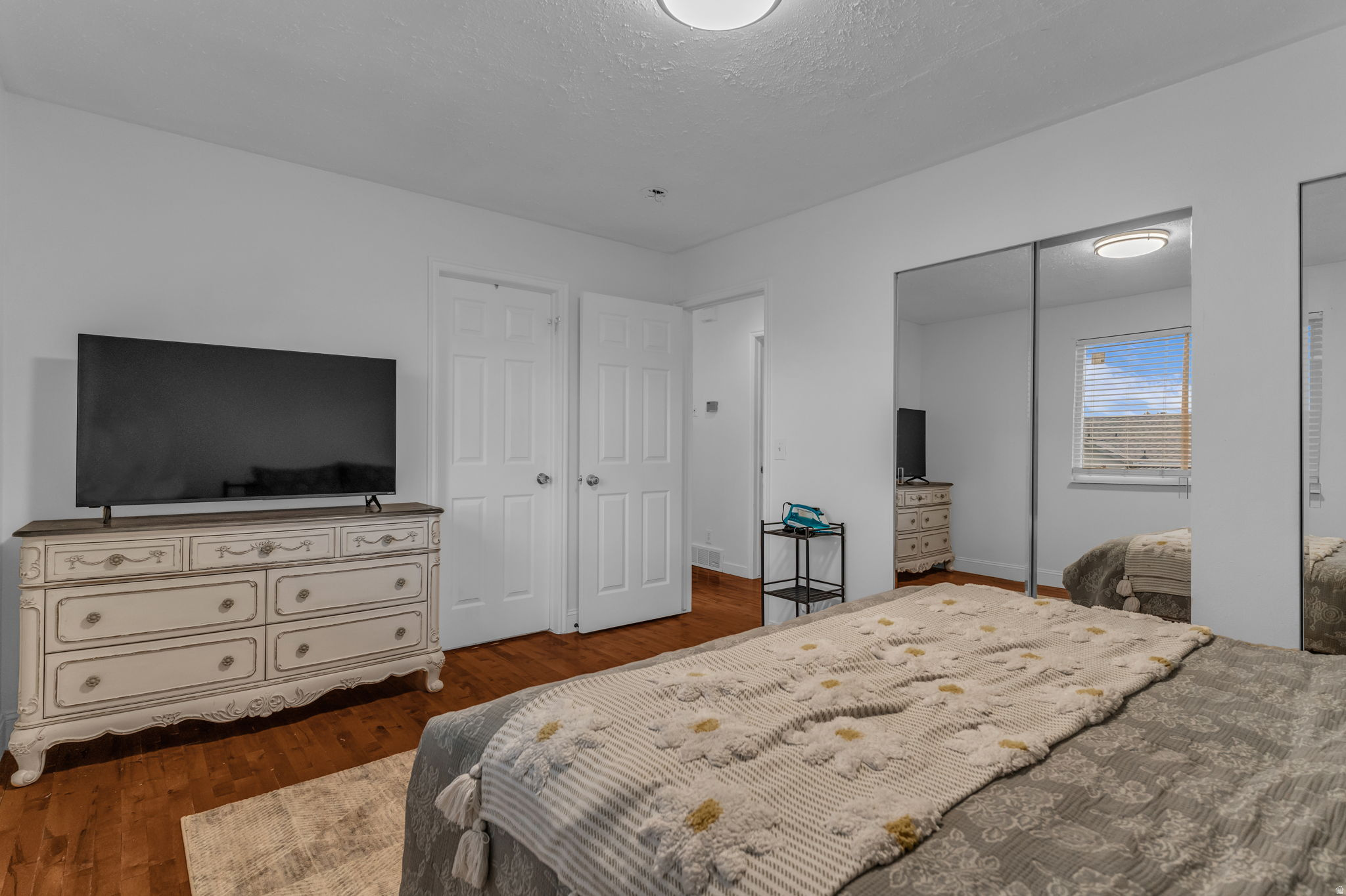 KINGSPOINTE - Residential