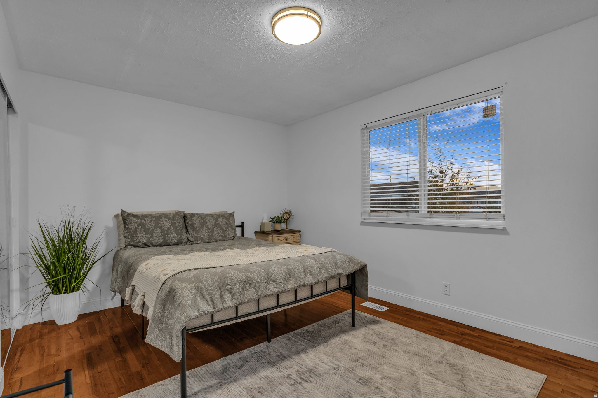 KINGSPOINTE - Residential