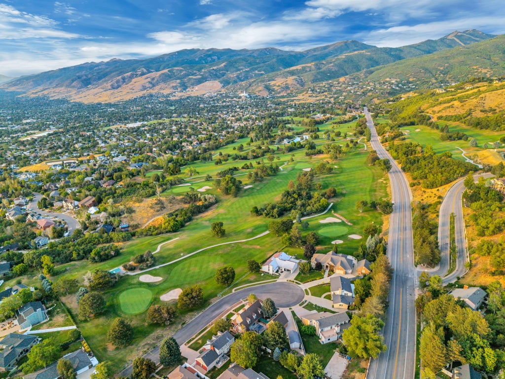 Photo of 3860 S HIGHLAND CT E, Bountiful, UT 84010 (MLS # 2186058)