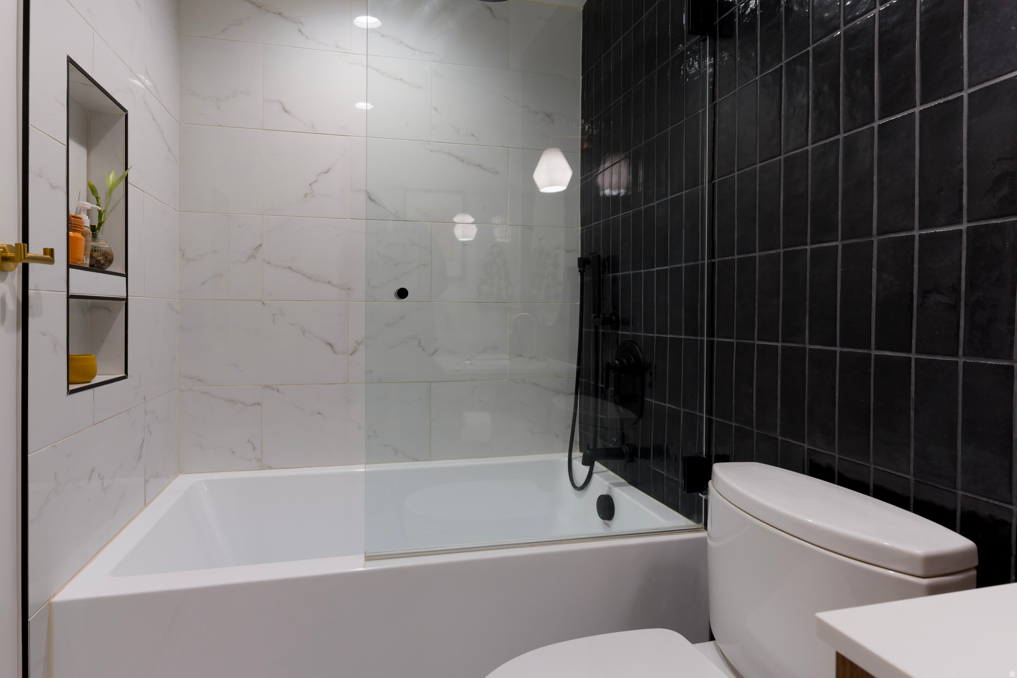 TANGLEWOOD - Residential